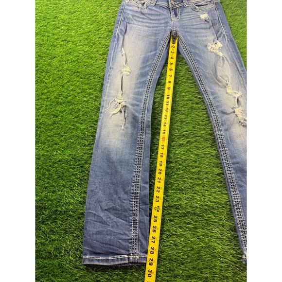 BKE Women’s Stella Distressed Straight Leg Jeans Blue Medium Wash Sz 27R 27x31.5 - Picture 8 of 12